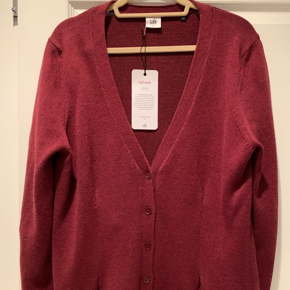 Cabi NWT Red Cardigan Sz L